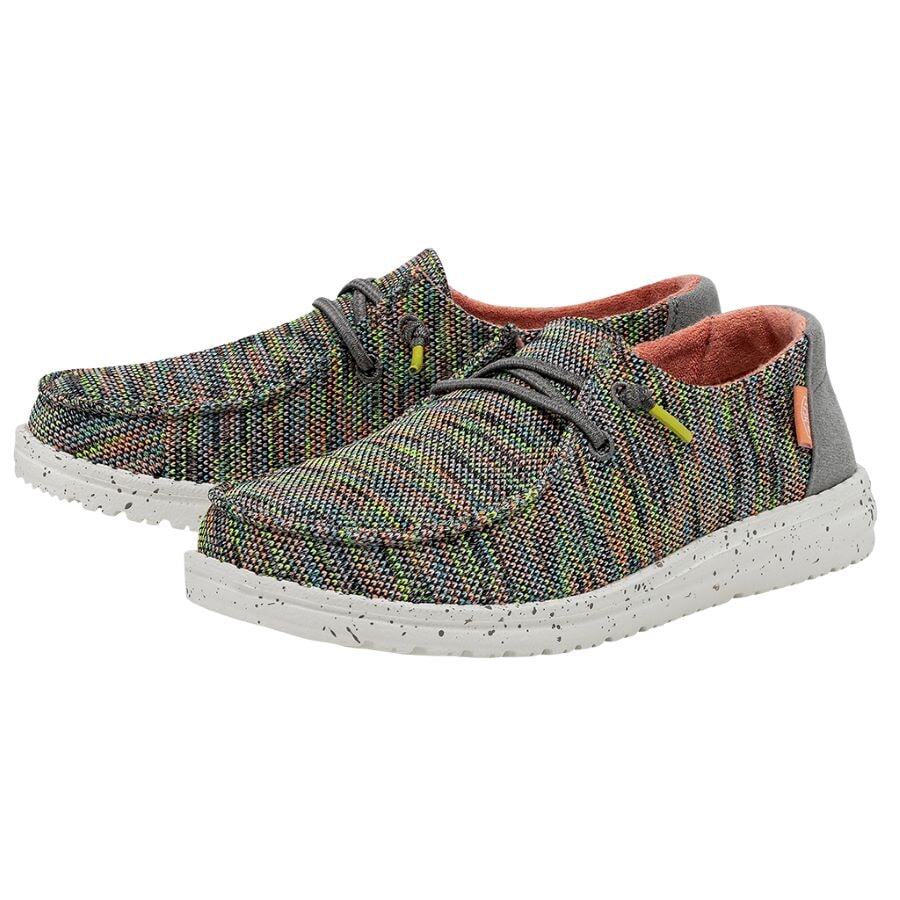 Peacock Pink Wendy Sox - Lightweight Comfort Slip-On Shoes | HEYDUDE