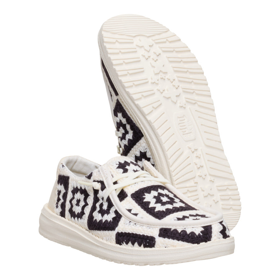 Comfortable Crochet Slip-On Shoes with Removable Insole | Wendy Cottage
