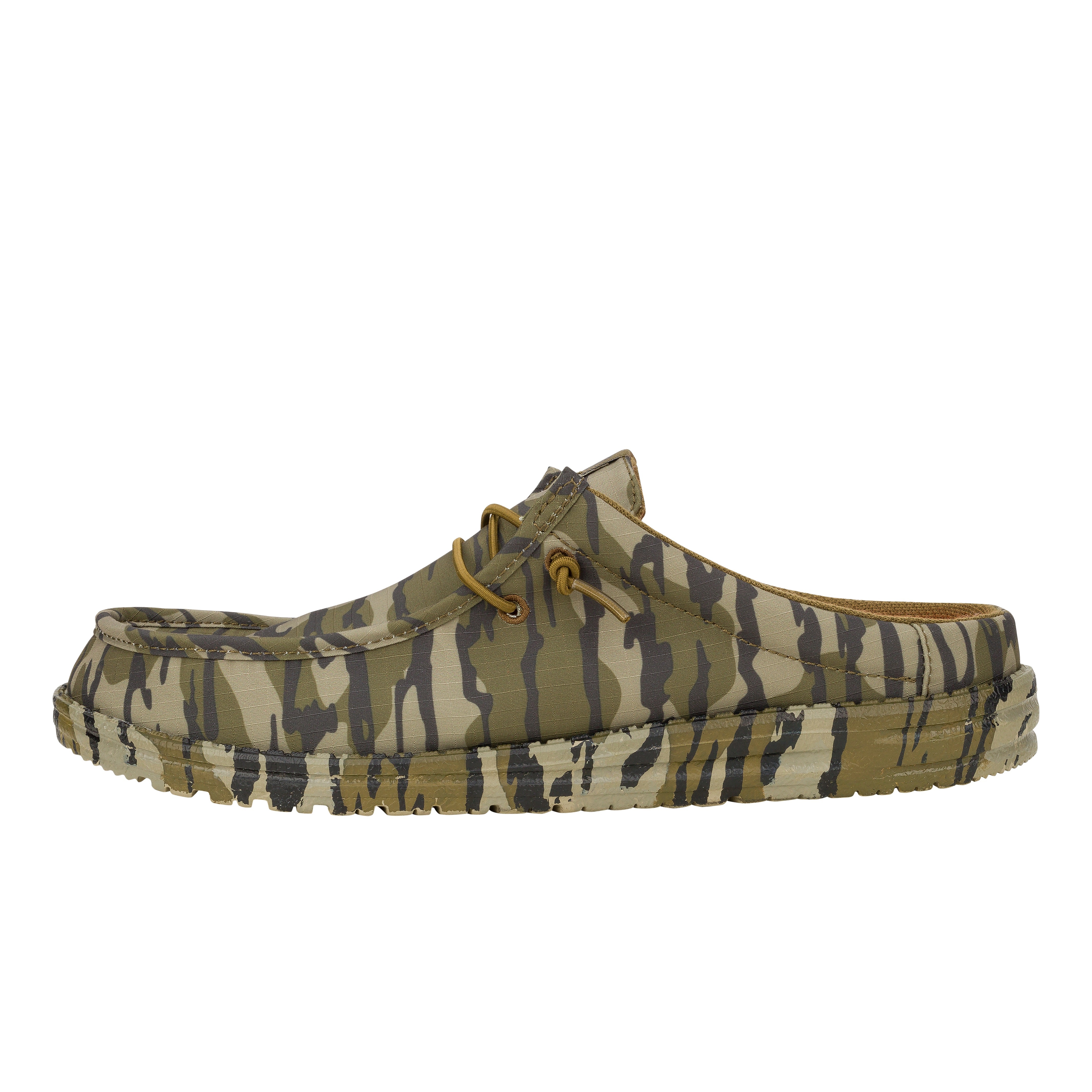Waterproof Slip-On Shoes with Camo Pattern | HEYDUDE Wally Mossy Oak