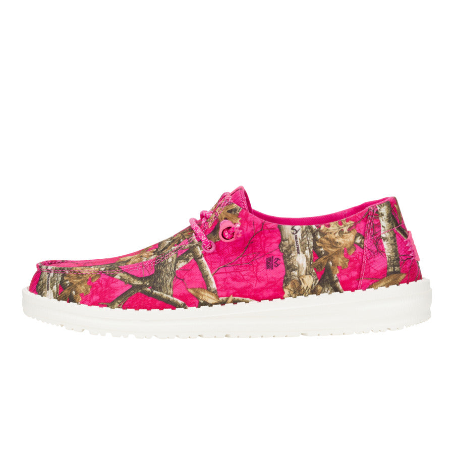 Realtree Edge® Canvas Shoes for Outdoor & Casual Wear | Wendy Taffy Pink