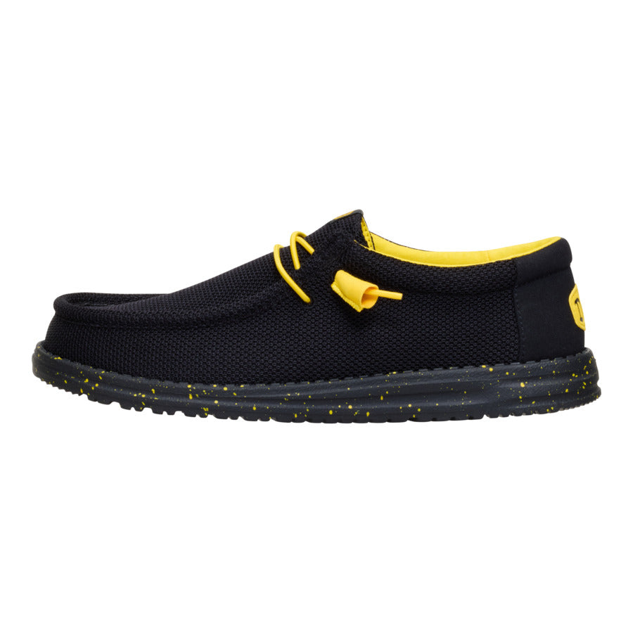 Wally Stretch Sox Comfortable Shoes for Travel | Black/Yellow