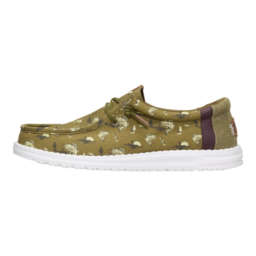 Comfortable Lakeside Shoes with Removable Foam Insole | Wally Bass
