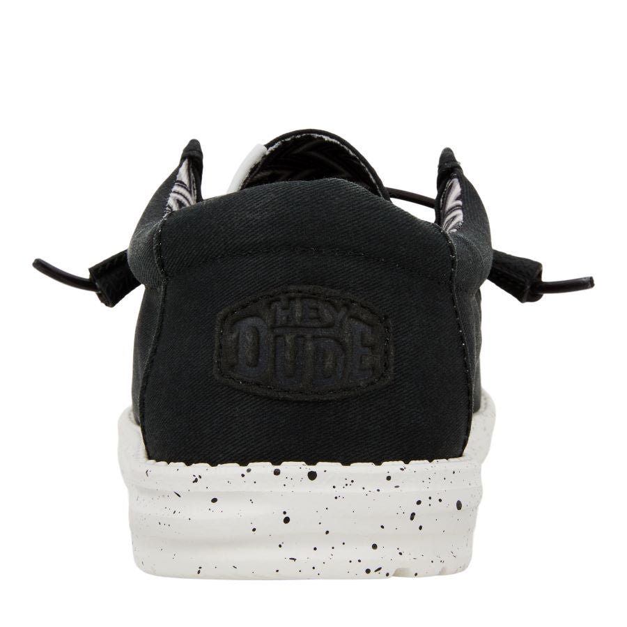 Wally Stretch Canvas Wide Shoes - Comfortable & Travel-Ready | Black/White
